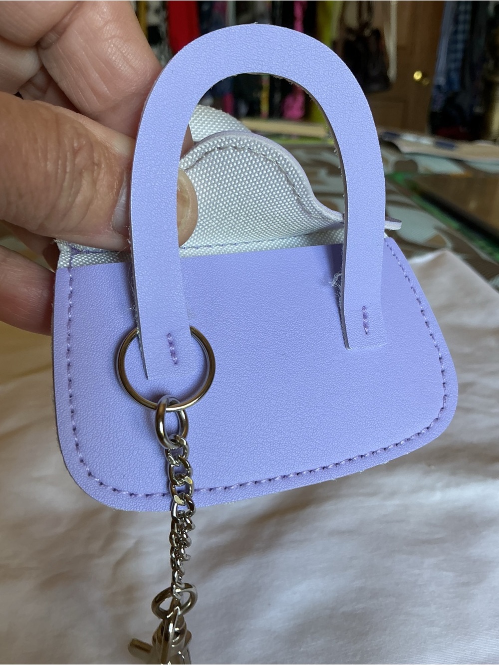 Lavender Mini Purse Keychain - Picture 4 of 4